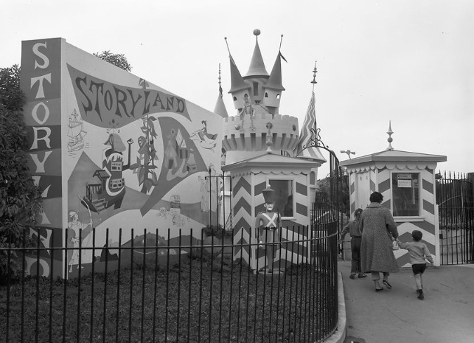 StorylandCastle_crop